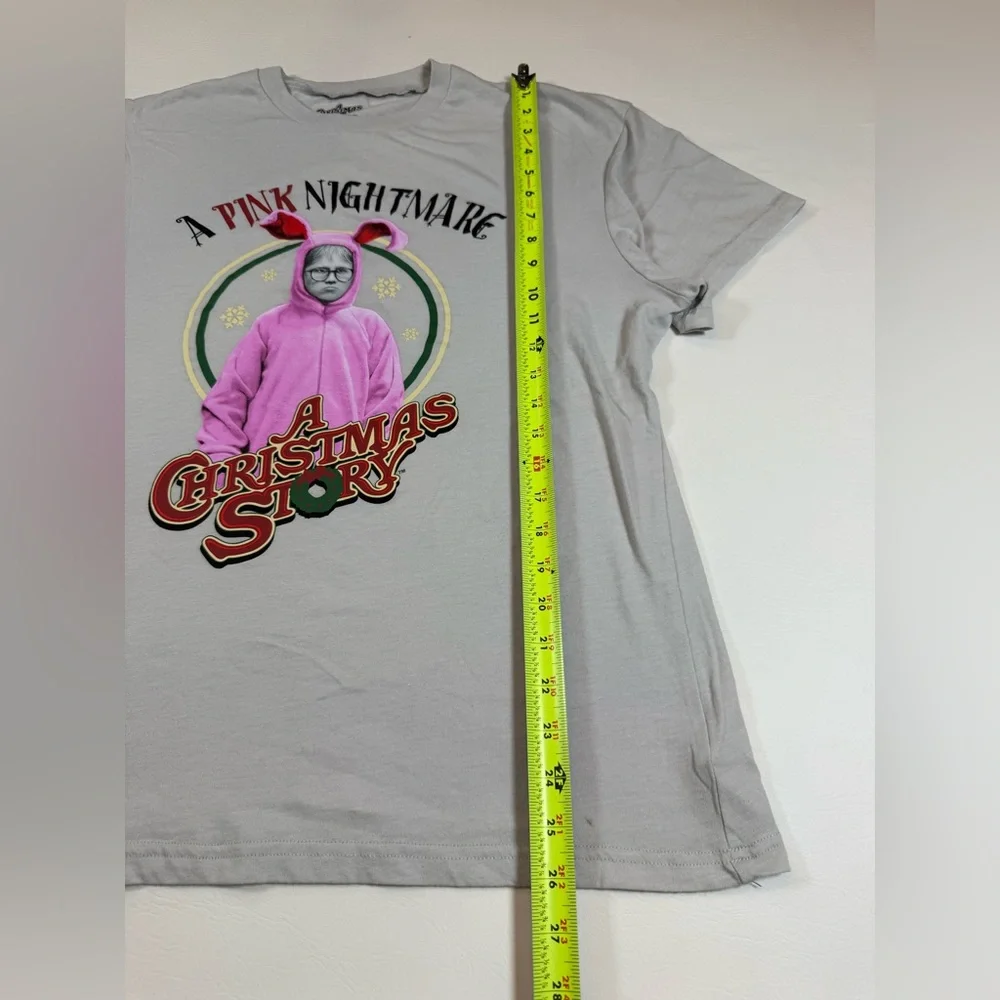 A Christmas Story adult XL tshirt light gray pink bunny suit (bin B) - Picture 2 of 5